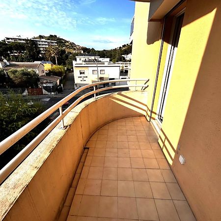 Superbe Studio Climatise Avec Terrasse Proche Mer Cagnes-sur-Mer Exterior foto